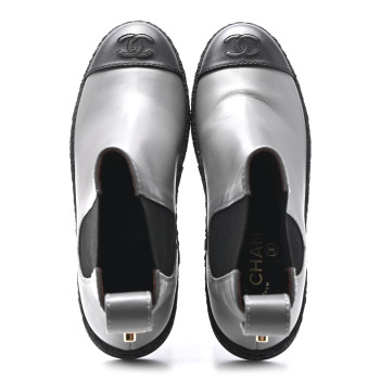 CHANEL Calfskin Cap Toe CC Ankle Boots 38.5 Grey Black