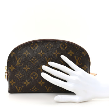 LOUIS VUITTON Monogram Cosmetic Pouch GM
