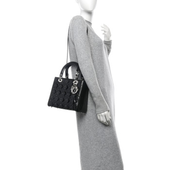 CHRISTIAN DIOR Patent Cannage Medium Lady Dior Black