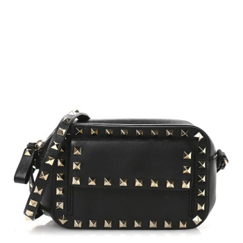 VALENTINO GARAVANI Grained Calfskin Small Rockstud Flap Pocket Camera Crossbody Bag Black