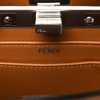 ミミ♡サーモン18袋 FENDI Shiny Nappa Flower Petite Peekaboo I SEE U Satchel