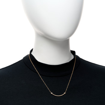 TIFFANY 18K Rose Gold Small T Smile Pendant Necklace