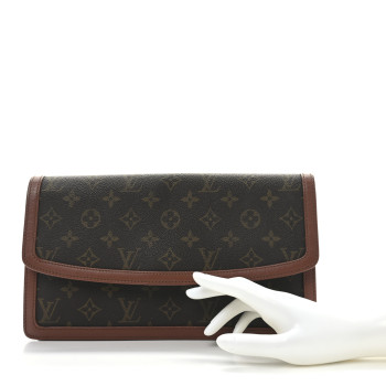 LOUIS VUITTON Monogram Pochette Dame 29