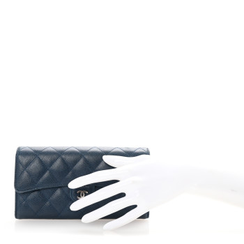 CHANEL Caviar Quilted Large Gusset Flap Wallet Navy CHANEL Caviar Quilted Large Gusset Flap Wallet Navy