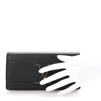 LOUIS VUITTON Taurillon Capucines Wallet Black