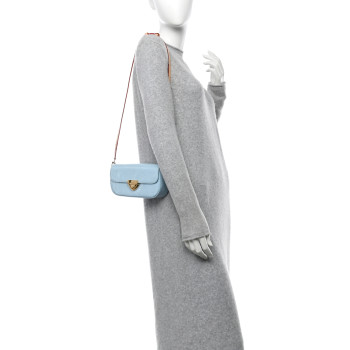 LOUIS VUITTON Vernis Malibu Pochette Sky Blue