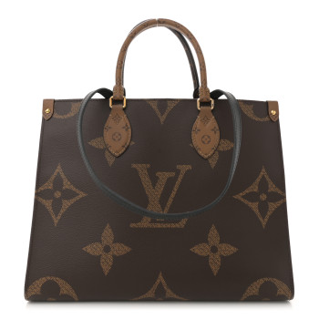 LOUIS VUITTON Reverse Monogram Giant Onthego MM