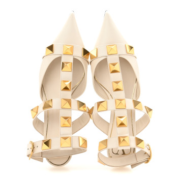 VALENTINO GARAVANI Calfskin Roman Stud Ankle Strap 40mm Pumps 40 White