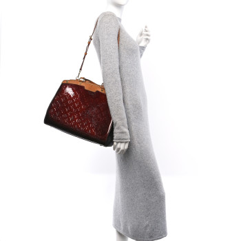 LOUIS VUITTON Vernis Brea GM  Amarante