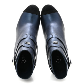 CHANEL Calfskin Suede Cap Toe CC Short Boots 40 Navy Black