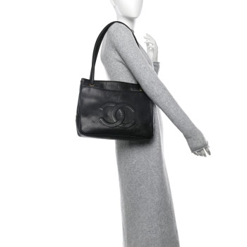 CHANEL Caviar CC Tote Black