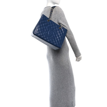 CHANEL Caviar Quilted Grand Shopping Tote GST Dark Navy Blue
