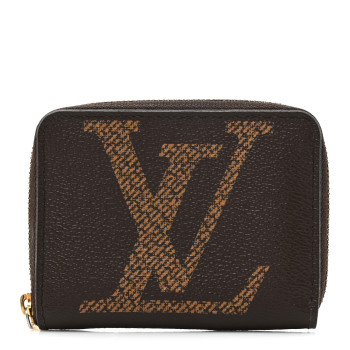 LOUIS VUITTON Monogram Giant Zippy Coin Purse