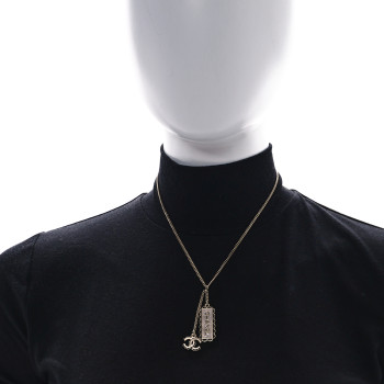 CHANEL Enamel CC Logo Necklace Gold Black White