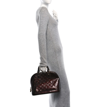 LOUIS VUITTON Vernis Alma PM Amarante