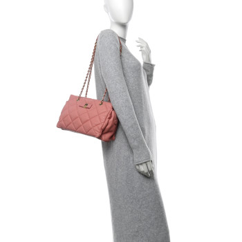 SALVATORE FERRAGAMO Nappa Quilted Medium Ginette Shoulder Bag Pink