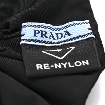 ☆人気☆【PRADA】☆Prada Re-Nylon Scrunchie Blac.k☆正規品☆ Re-Nylon scrunchie in black - Prada | Mytheresa