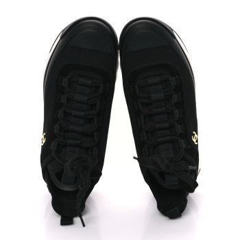 CHANEL Velvet Calfskin Mixed Fibers CC Sneakers 39 Black