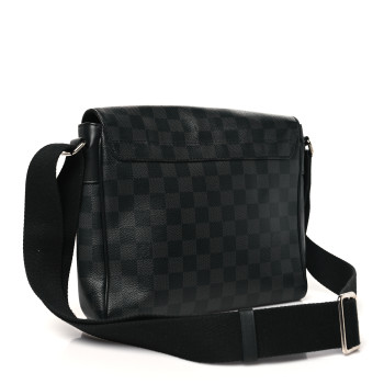 LOUIS VUITTON Damier Graphite District PM