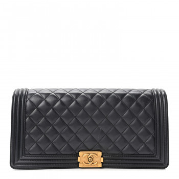 CHANEL Lambskin Quilted Boy Flap Clutch Black