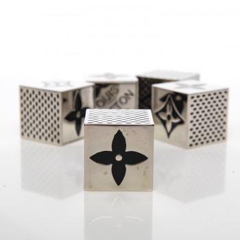LOUIS VUITTON キューブゲーム Louis Vuitton Authentic Cube Dice Game Object Monogram LV