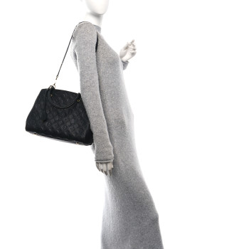 LOUIS VUITTON Empreinte Montaigne MM Black