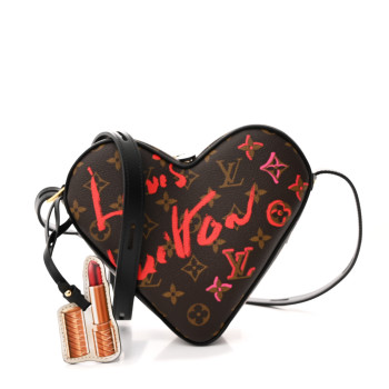 LOUIS VUITTON Monogram Fall In Love Sac Coeur LOUIS VUITTON Monogram Fall In Love Sac Coeur