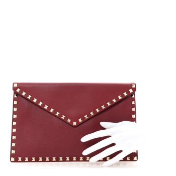 VALENTINO GARAVANI Vitello Large Rockstud Envelope Clutch Rubino