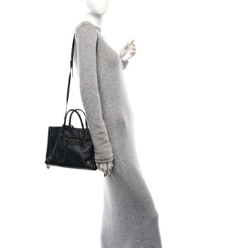 BALENCIAGA Veau Papier A6 Zip Around Tote Black