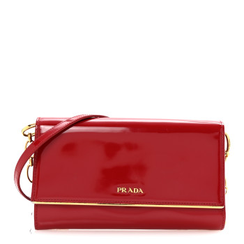 PRADA Vernice Metal Bar Chain Wallet Fuoco