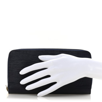 LOUIS VUITTON Epi Zippy Wallet Navy