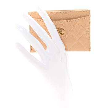 CHANEL Caviar Quilted Card Holder Beige