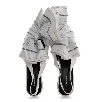 BALENCIAGA Nappa Stripe Poplin Pointed Toe Knife Chemise Slingback Mules 38.5 White Navy