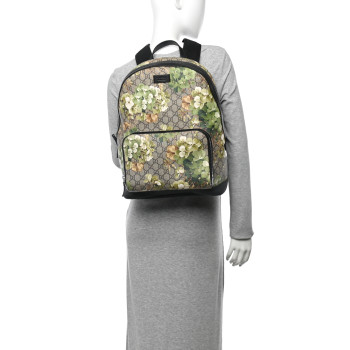GUCCI GG Supreme Monogram Blooms Medium Day Backpack Beige New Military Black