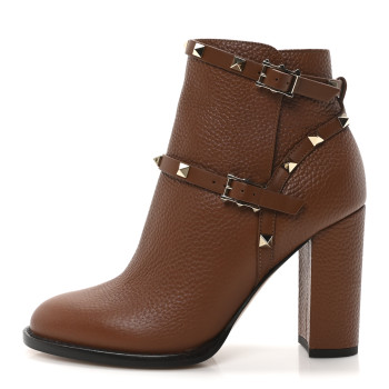 VALENTINO GARAVANI Pebbled Calfskin Rockstud Double Buckle 70mm Block Heel Ankle Boots 37.5 Bright Cognac