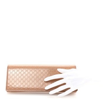 GUCCI Patent Microguccissima Small Broadway Clutch Dark Cipria