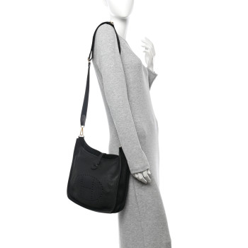 HERMES Taurillon Clemence Evelyne III PM Black