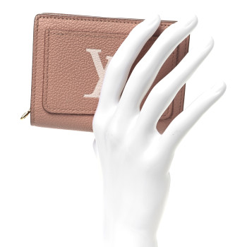 LOUIS VUITTON Empreinte Monogram Giant Clea Wallet Rose Trianon Creme