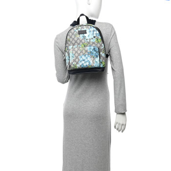 GUCCI GG Supreme Monogram Blooms Small Day Backpack Blue