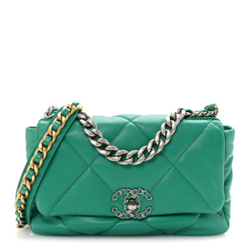 CHANEL Lambskin Quilted Medium Chanel 19 Flap Green