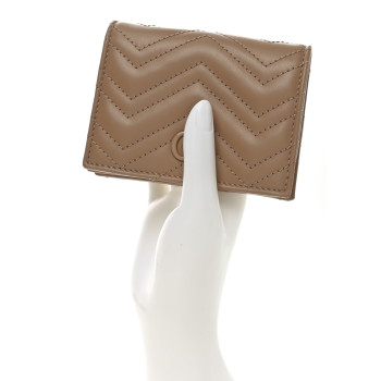 GUCCI Calfskin Matelasse Monochrome GG Marmont Card Case Wallet Camelia