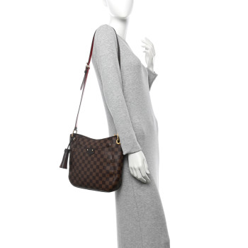 LOUIS VUITTON Damier Ebene South Bank Besace LOUIS VUITTON Damier Ebene South Bank Besace