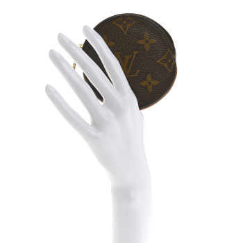 LOUIS VUITTON Monogram Round Coin Purse