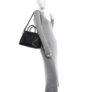 GIVENCHY Sugar Goatskin Small Antigona Black
