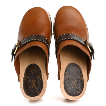 LOUIS VUITTON Calfskin Patent Monogram Cottage Clog Mules 41 Brown