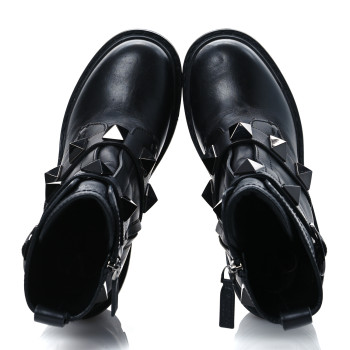 VALENTINO GARAVANI Calfskin Tonal Roman Stud Combat Boots 35.5 Black