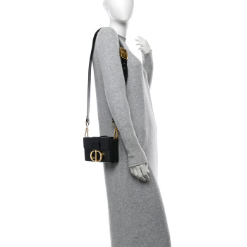 CHRISTIAN DIOR Box Calfskin 30 Montaigne Box Bag Black