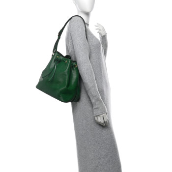 LOUIS VUITTON Epi Petit Noe Borneo