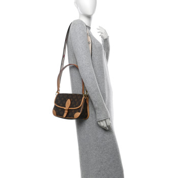 LOUIS VUITTON Monogram Diane Black