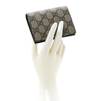 GUCCI GG Supreme Monogram Card Case Beige